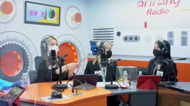 3YE on Arirang Radio 2020-04-1205.jpg