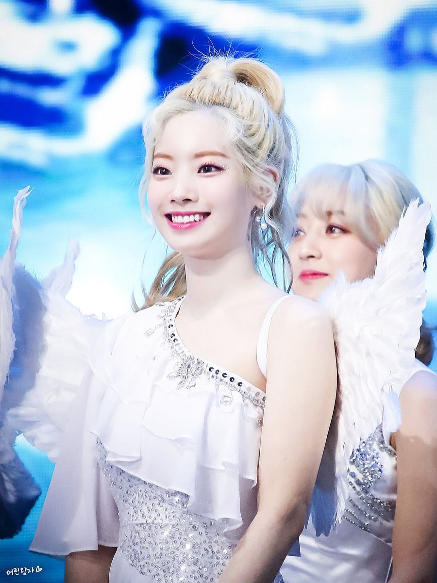 Dahyun 01.jpeg