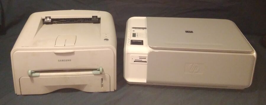 Old Samsung ML-1520 printer and HP-C4200 ink printer.jpg