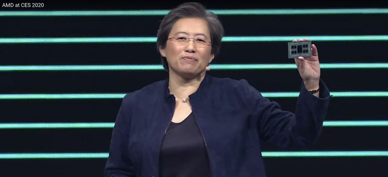 Lisa su holding 64 core threadripper.jpg