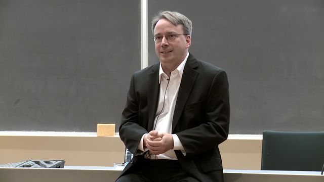 Linus Torvalds Otaniemi June 14, 2012.jpg